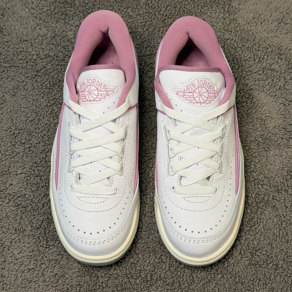 Jordan
2 / 3
Brand new
Womens - Picture 6 of 7